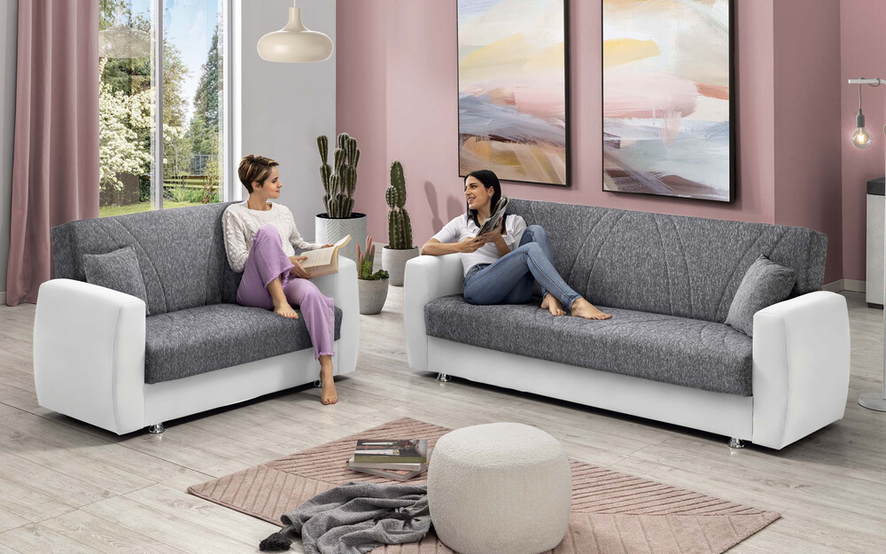 Divano 2 posti lineare Dahlia in tessuto ideale per soggiorni piccoli